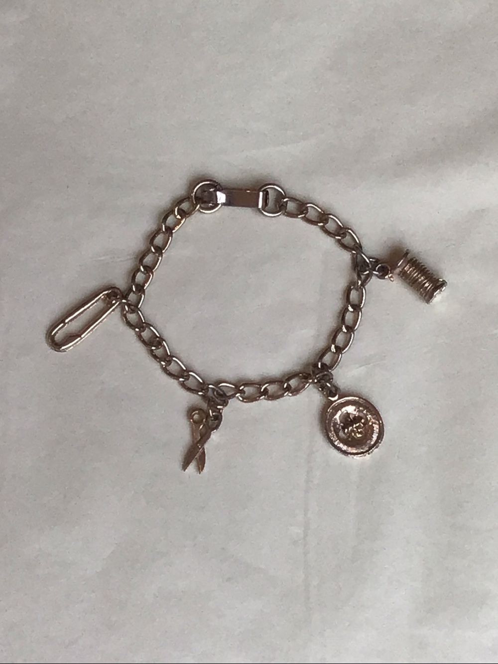 Vintage Gold-toned Sewing Themed Charm Bracelet, 5 1/2”